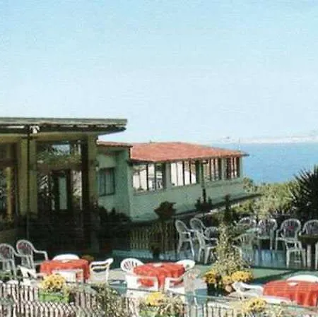 Cavour 3* Península Sorrentina