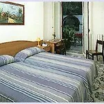 Otel Cavour Sorrento