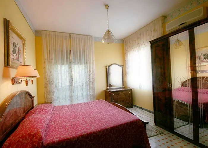Cavour 3* Sorrento
